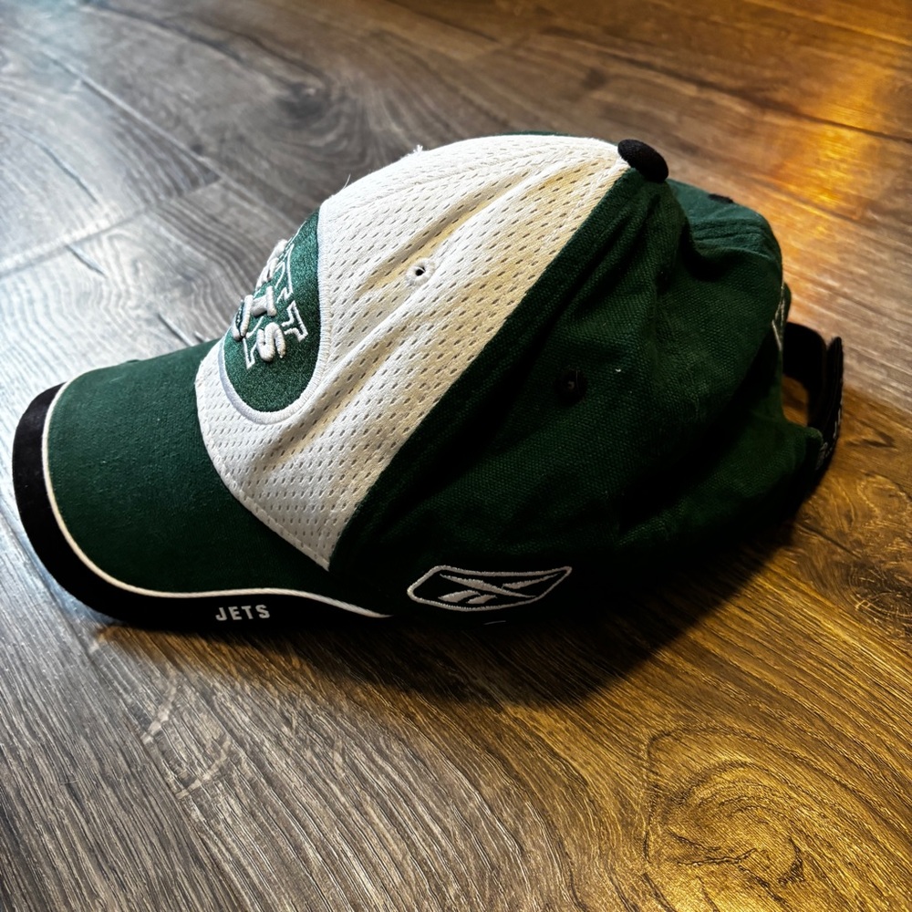 Jets Green and White Cap - Picture 2 of 7